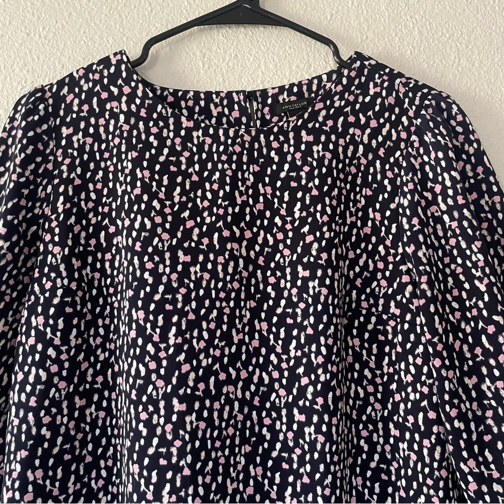 Ann Taylor Shift Dress Women’s 4 Multicolor Spots Relaxed Ruched Cuff Round Neck - Picture 3 of 14